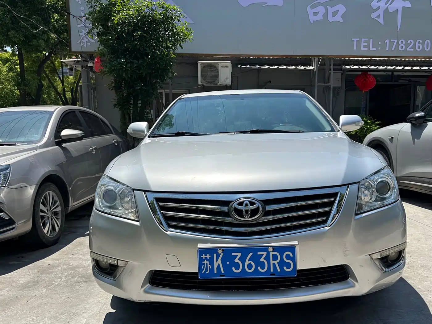 Toyota Camry 2011 200G Luxury Anniversary Edition фото 2