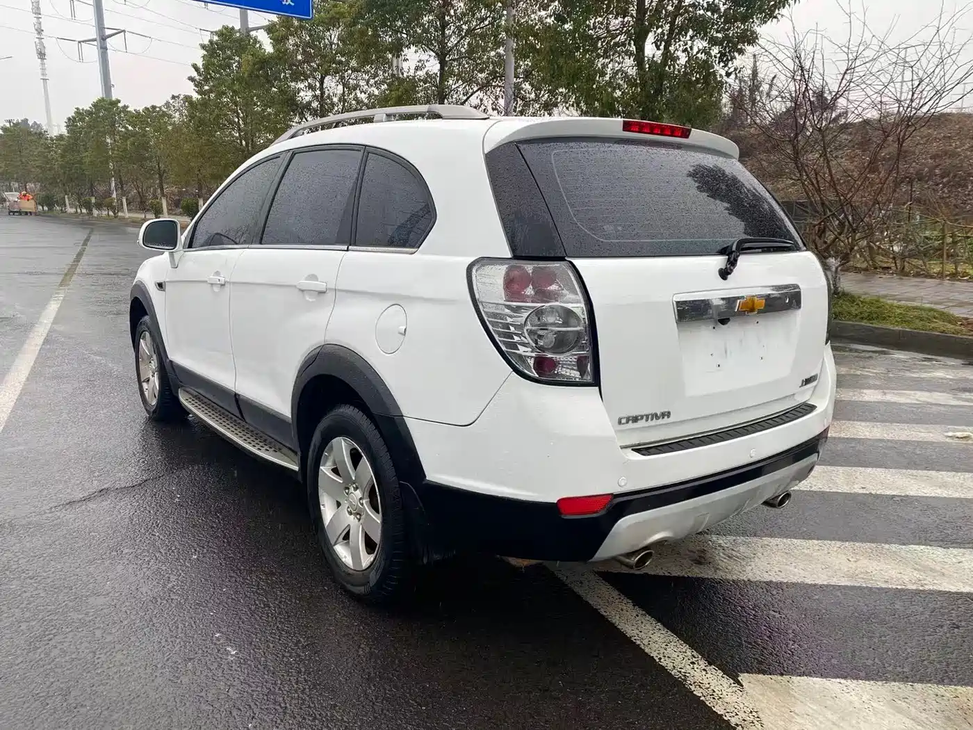 Chevrolet Captiva 2014 2.4L 2WD Urban 7-seater фото 4