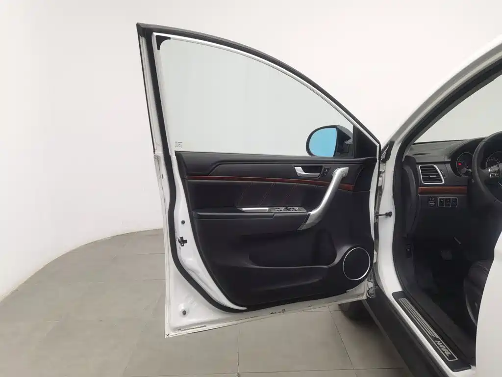 Фото 8 - Haval H6