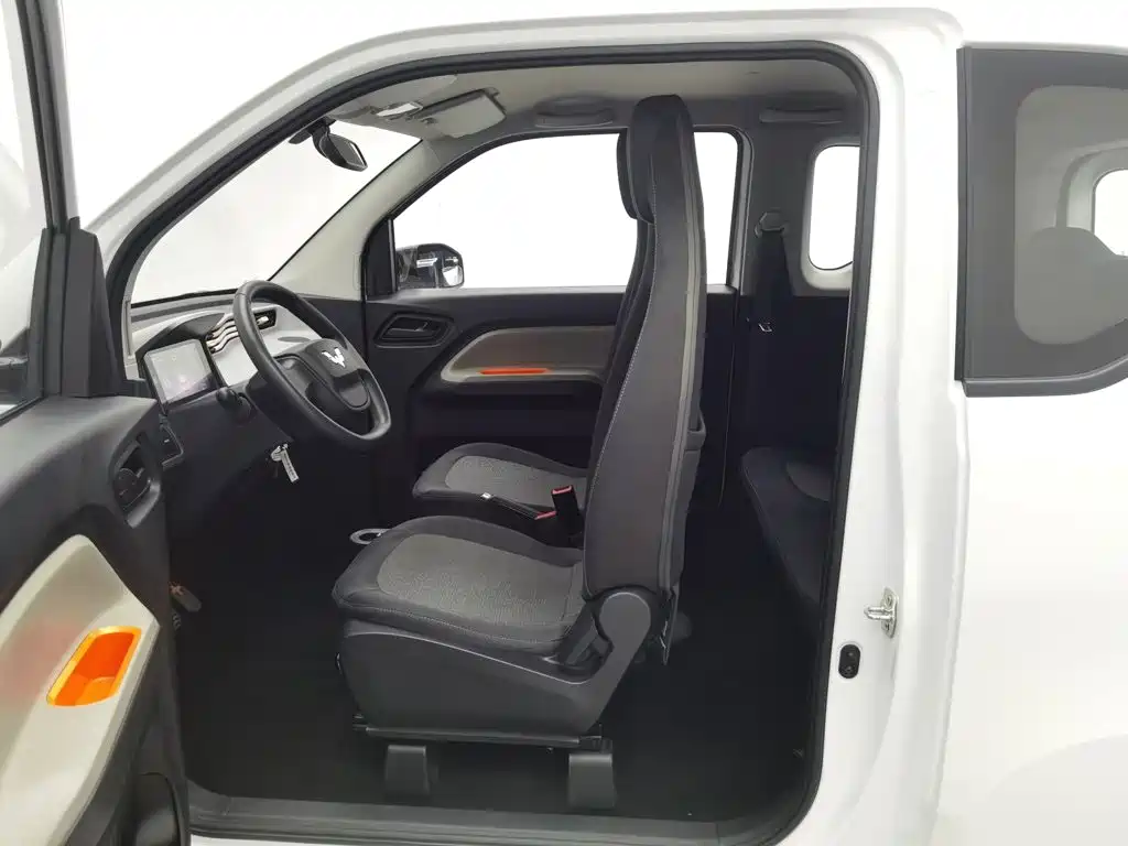 Photo 10 - Wuling Motors Hongguang MINIEV