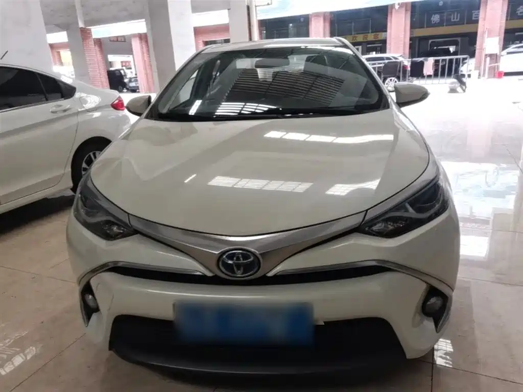 Toyota Levin 2017 Facelift Hybrid 1.8H GS E-CVT Elite Sunroof Edition China V фото 3