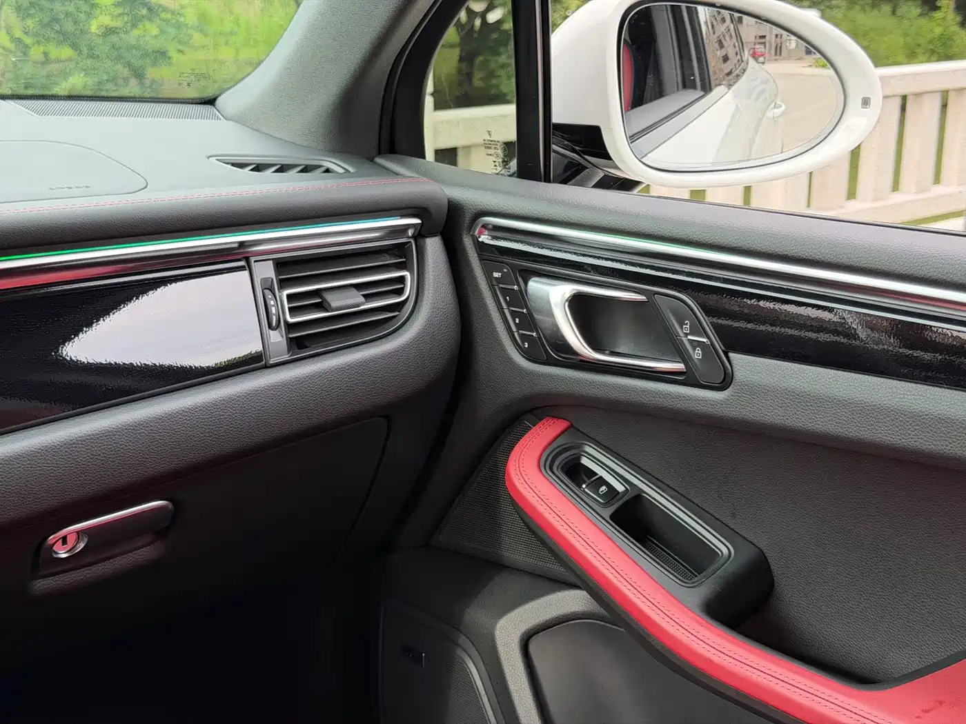 Porsche Macan 2023 Macan 2.0T фото 9
