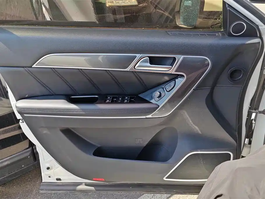 Haval H6 Coupe 2017 Blue Label 2.0T Manual 2WD Elite фото 7