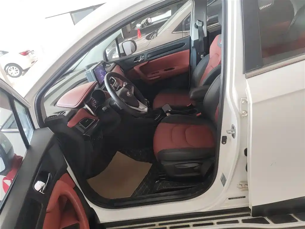 JAC Motors Refine S3 2017 2017 1.5L Manual Luxury Smart