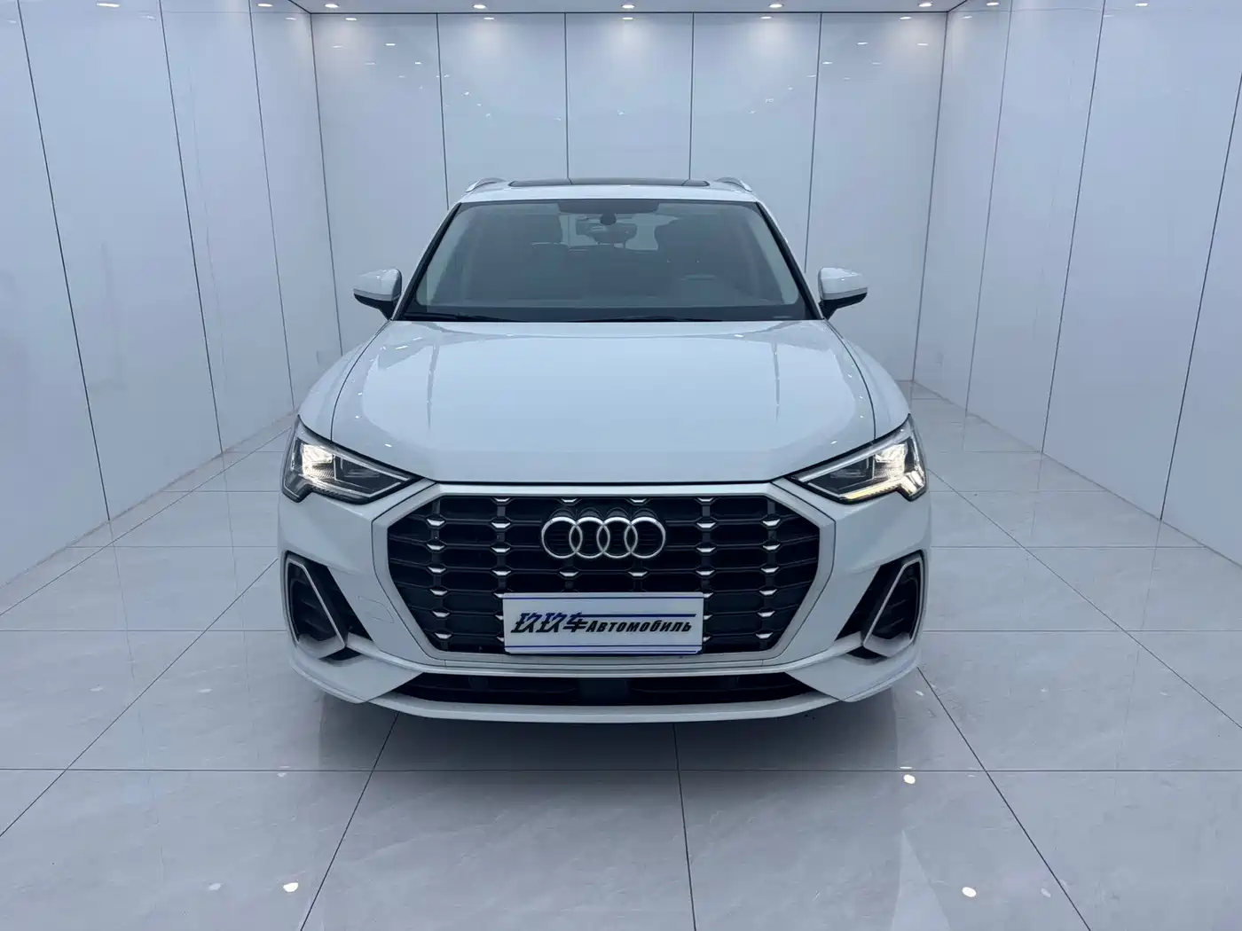 Audi Q3 2022 35 TFSI Fashion Dynamic фото 2