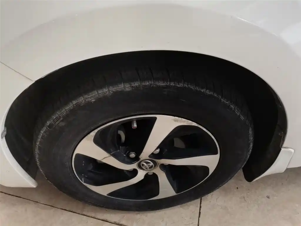 Toyota Levin 2017 Facelift Hybrid 1.8H GS E-CVT Elite Sunroof Edition China V фото 23