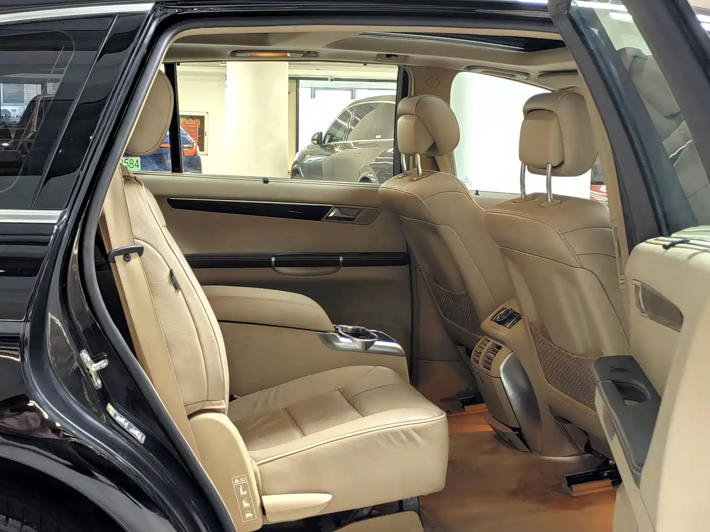 Mercedes-Benz R-Class 2015 R 400 4MATIC Business фото 6