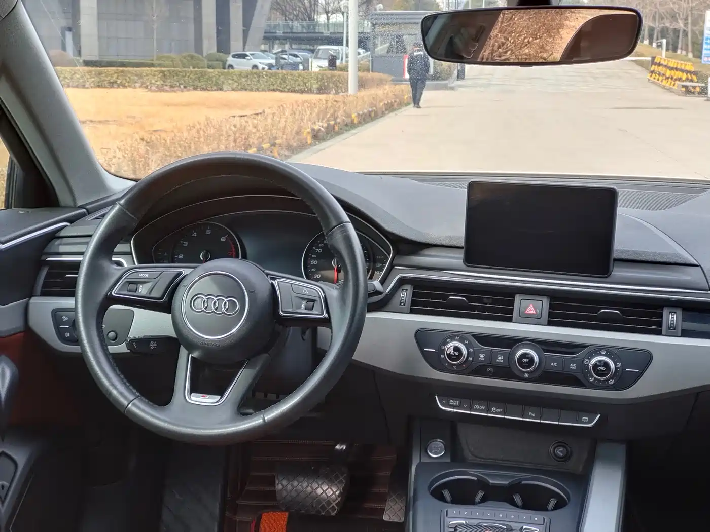 Audi A4L 2018 30th Anniversary 40 TFSI Progressive фото 6