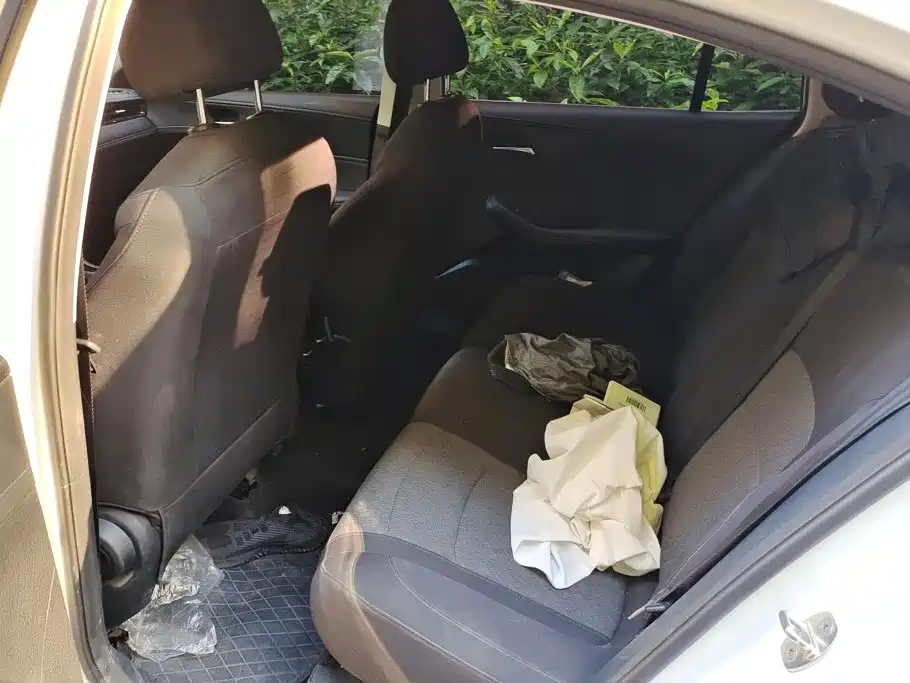 Roewe i5 2026 2026 1.5L Manual STD