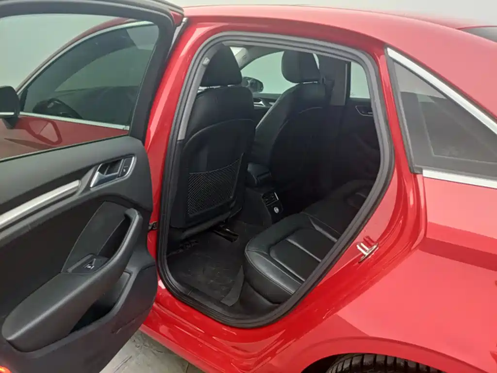 Фото 8 - Audi A3
