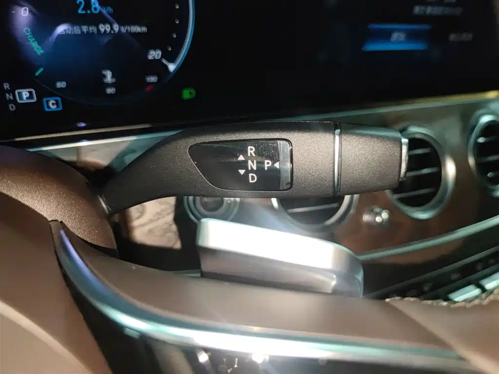 Mercedes-Benz E-Class 2022 Facelift III E 300 L Luxury фото 14