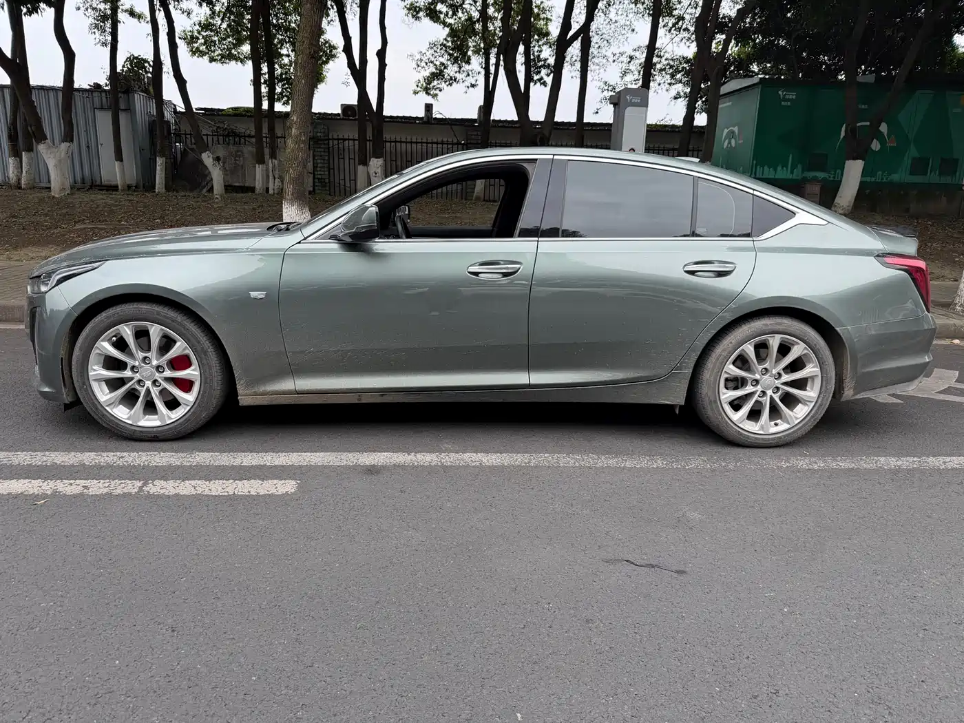 Cadillac CT5 2022 28T Luxury (Standard) фото 4