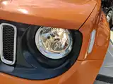 Photo 18 - Jeep Renegade