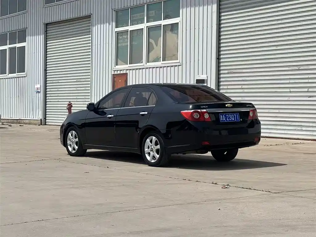 Chevrolet Epica 2010 1.8 Luxury AT фото 4