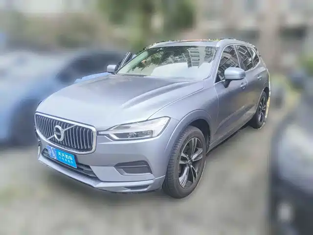 Volvo XC60 2019 T5 AWD Zhi Yuan Edition China V — фото 1