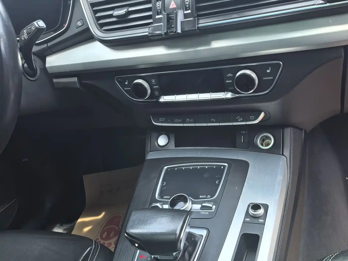 Audi Q5L 2020 40 TFSI Prestige Fashion фото 14