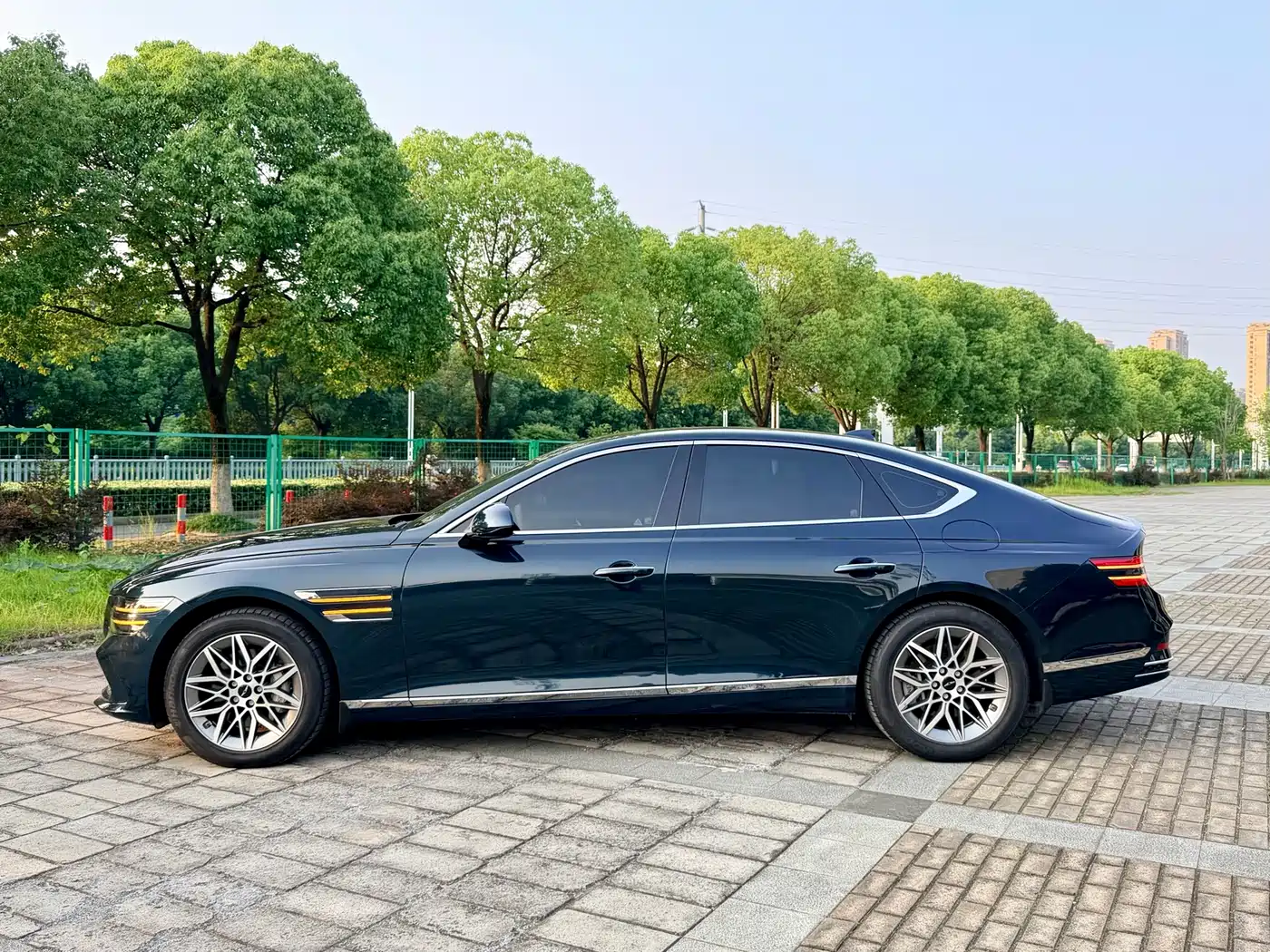 Genesis G80 2024 2024 2.5T RWD Luxury
