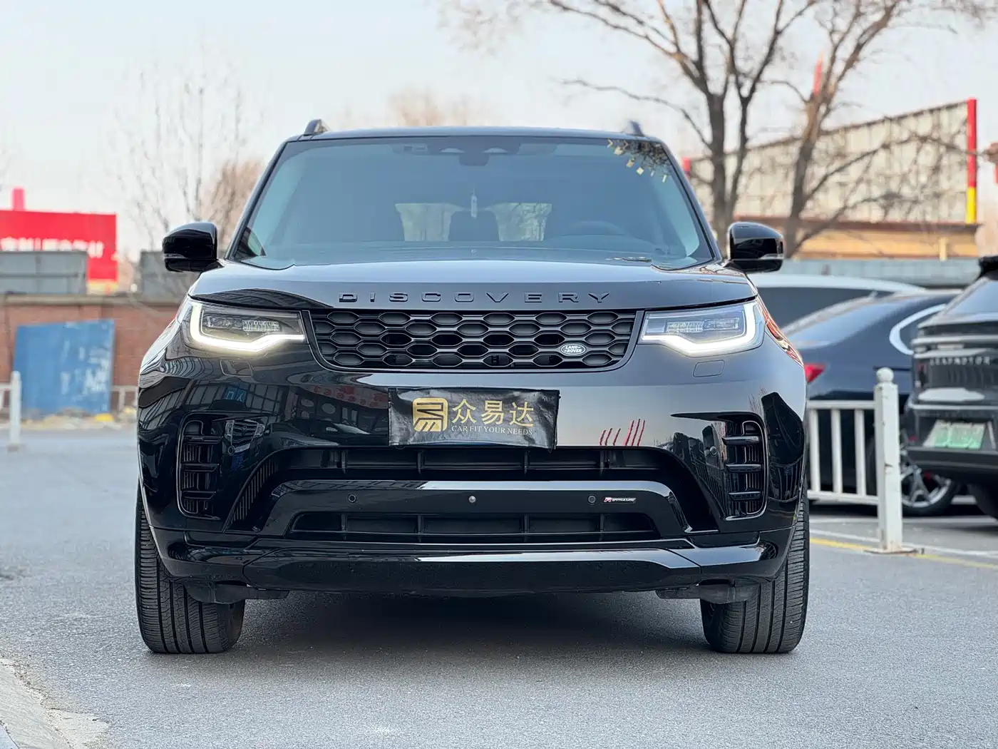 Land Rover Discovery 2023 Facelift 360PS R-Dynamic S фото 2