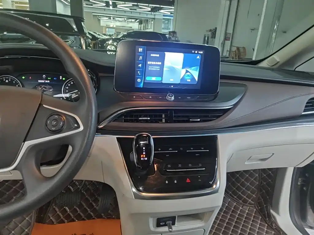 BUICK GL8