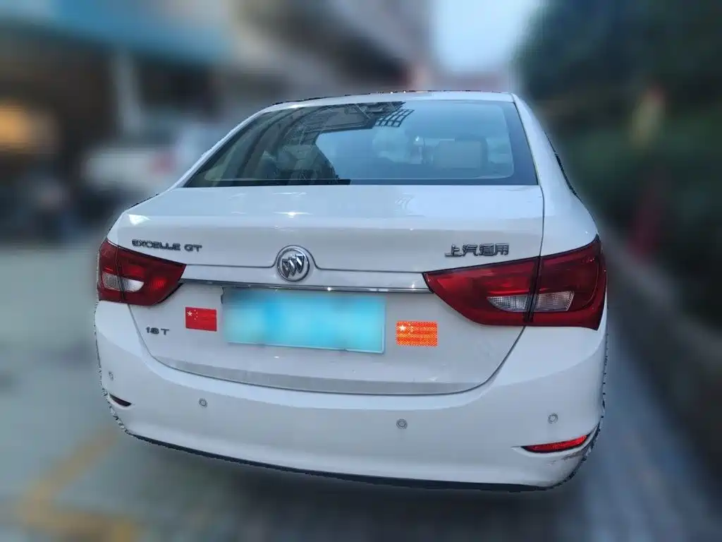 Фото 3 - Buick Excelle