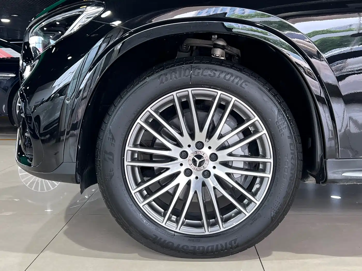 Mercedes-Benz GLC 2024 GLC 300 L 4MATIC Dynamic 5-seater фото 10