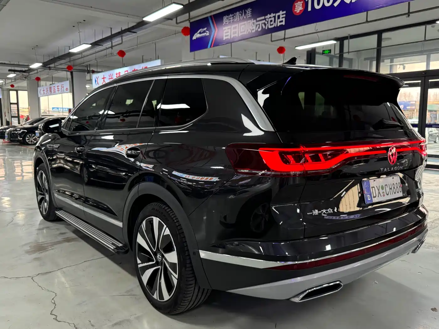 Volkswagen Talagon 2023 Facelift 380TSI 4WD Luxury Premium Pro Edition 6-Seater фото 6