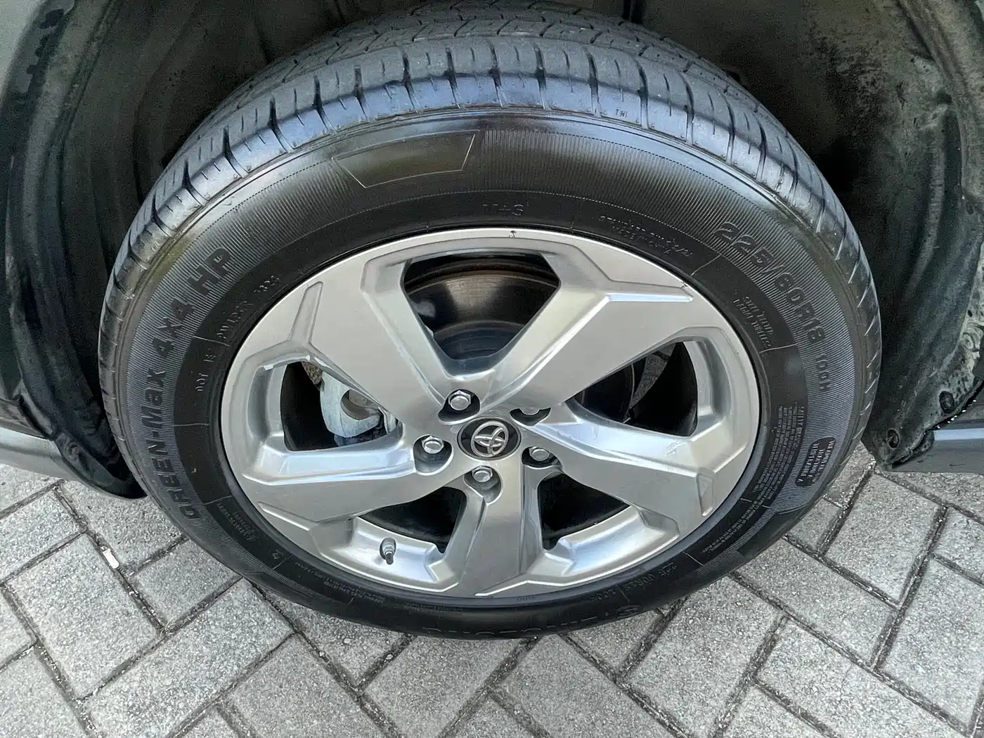 Toyota RAV4 Rongfang 2020 2.0L CVT 2WD Fashion PLUS фото 8