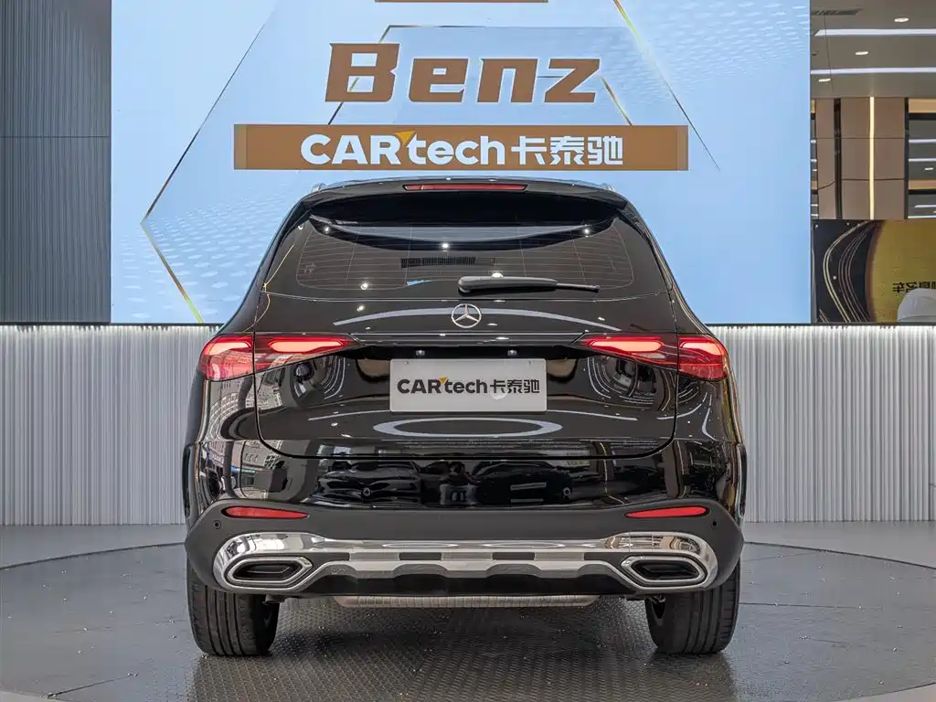 Mercedes-Benz GLC 2023 GLC 300 L 4MATIC Sport 5-Seater фото 5