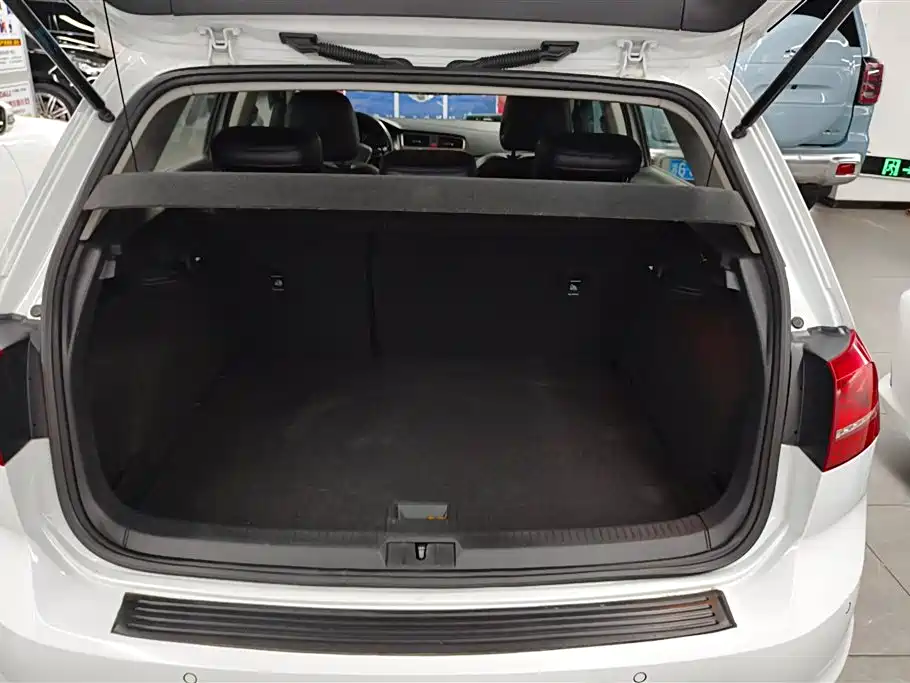 Volkswagen Golf 2014 1.4TSI Automatic Comfort фото 4