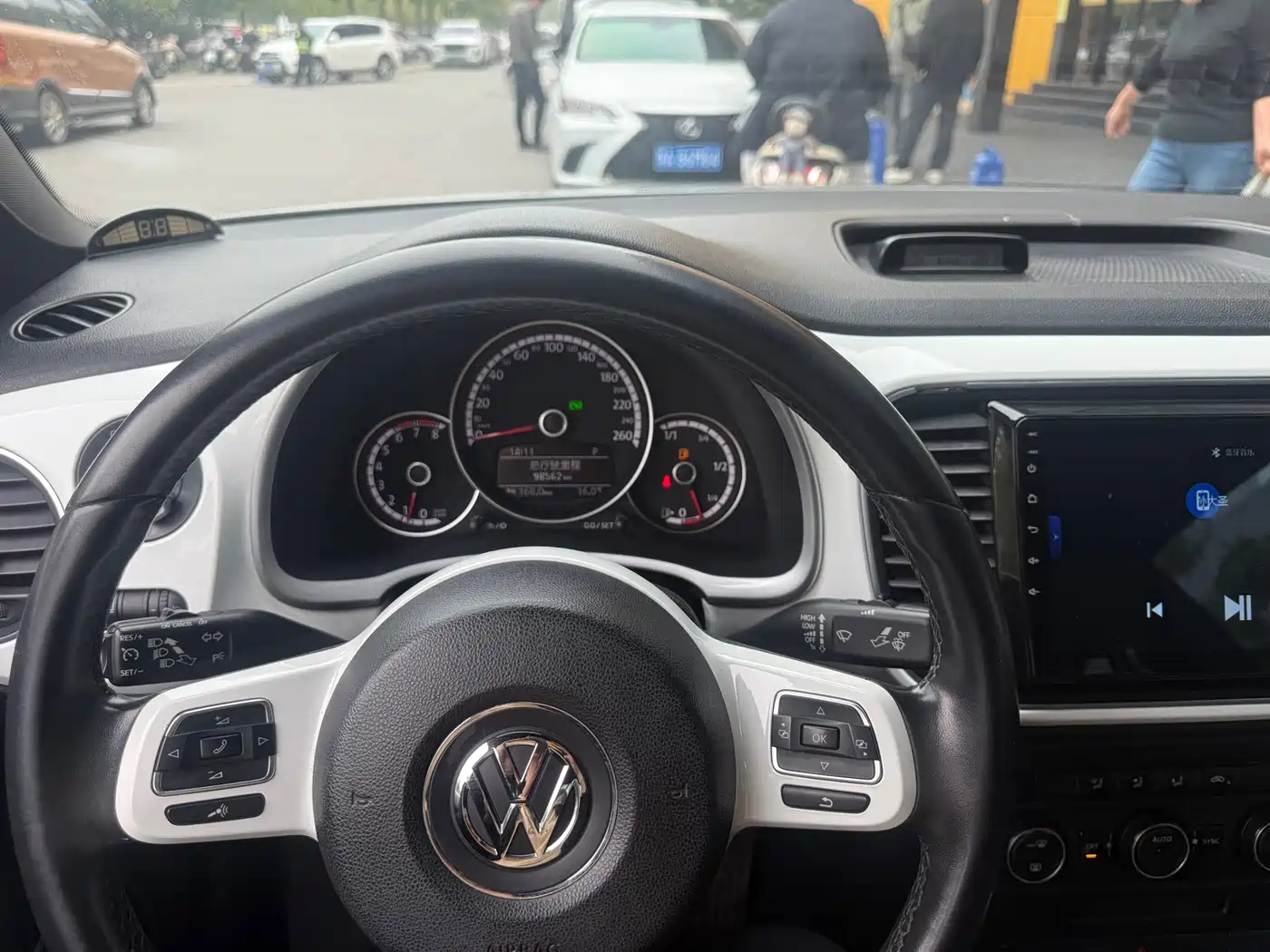 Volkswagen Beetle 2015 180TSI фото 6