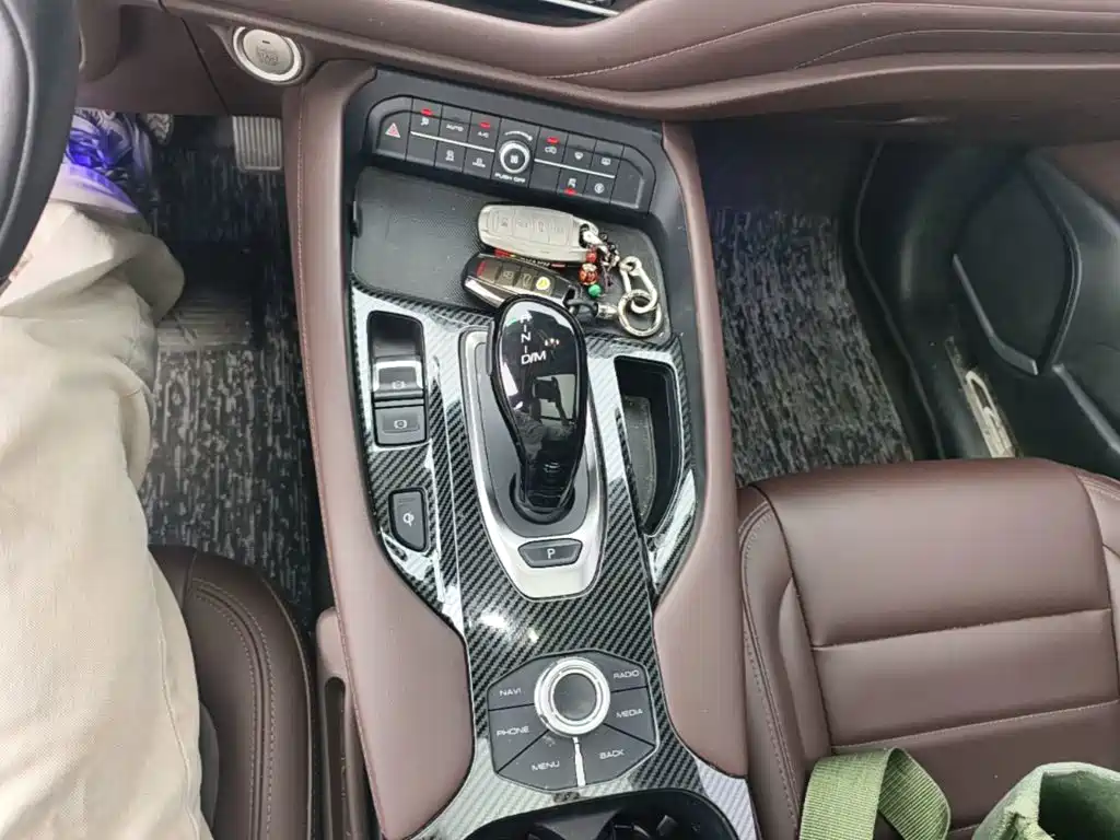 Фото 14 - Haval F7