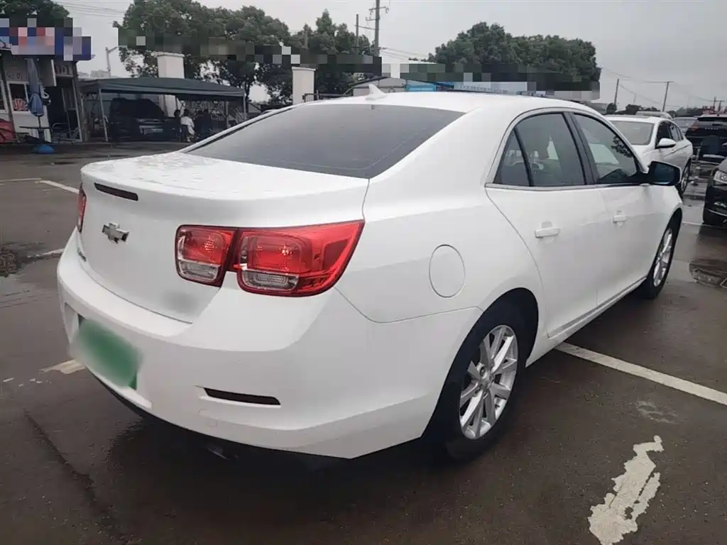 Chevrolet Malibu 2014 2.0L Automatic Luxury фото 7