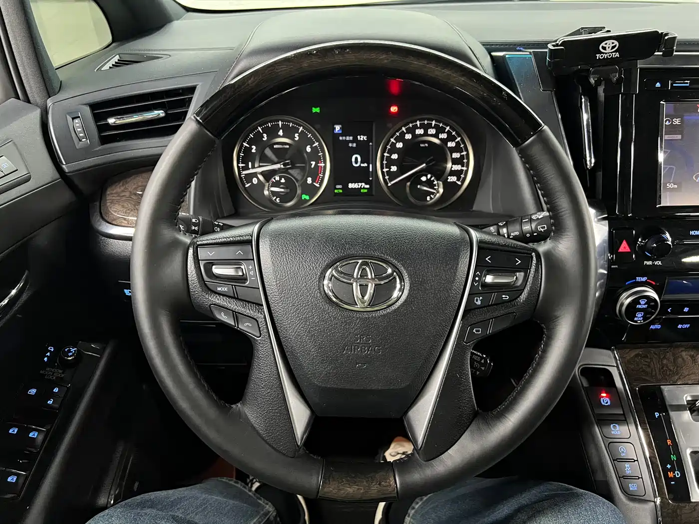 Toyota Alphard 2018 Facelift 3.5L Premium Edition фото 21