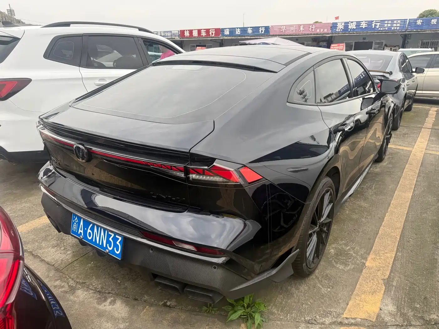 CHANGAN UNI-V