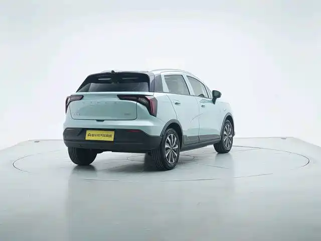 Фото 3 - Geely Geometry E Firefly