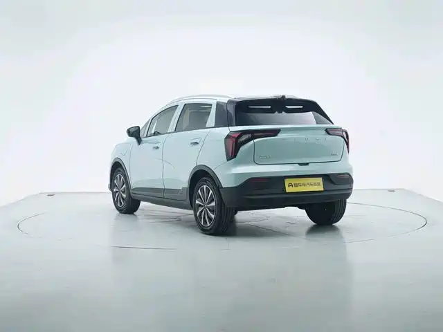 Фото 4 - Geely Geometry E Firefly