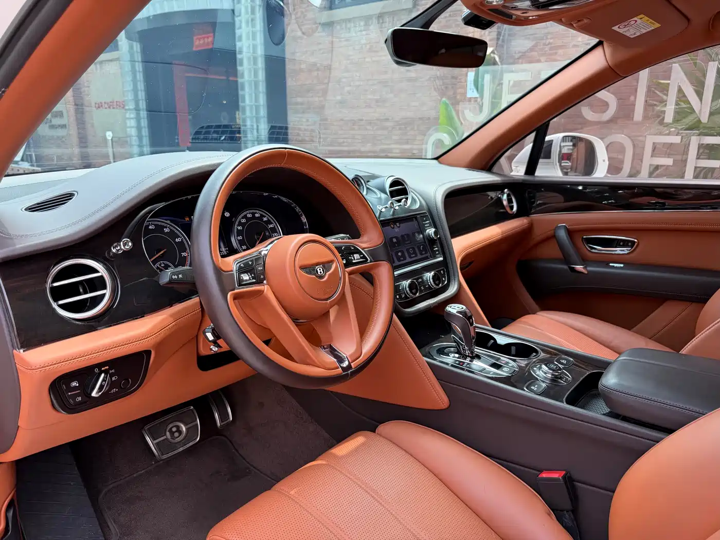 Bentley Bentayga 2018 4.0T V8 фото 7