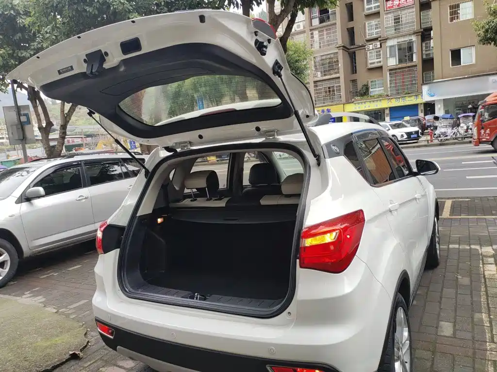 Changan CS35 2018 2017 1.6L Auto Luxury