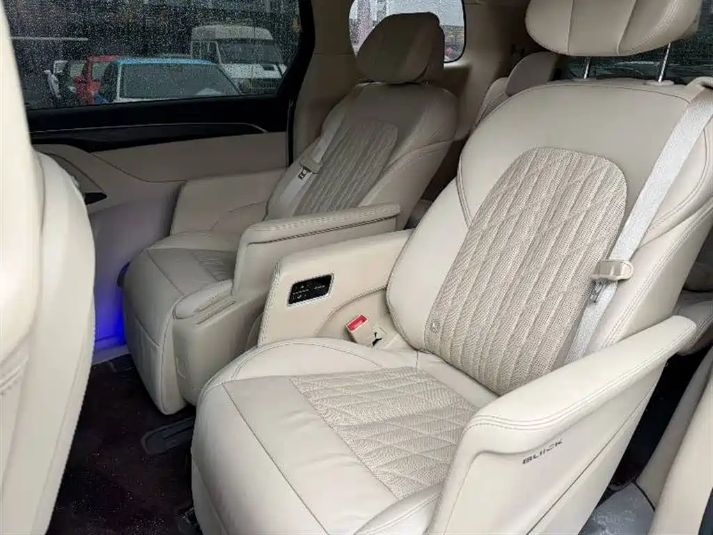 Buick GL8 2023 Land Business Class 652T Smart Luxury фото 6