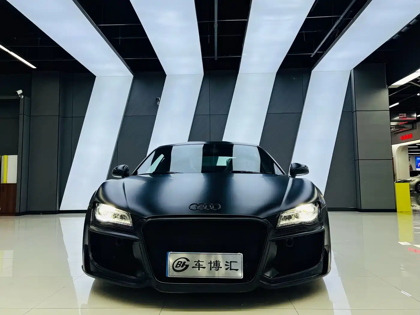 Audi R8 2012 5.2 FSI quattro Limited Edition фото 2