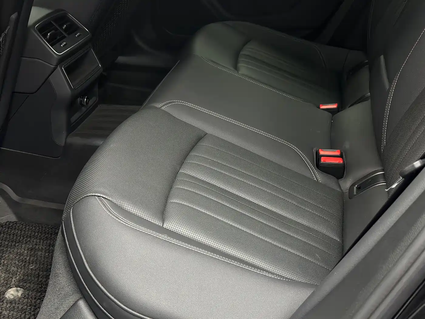 AUDI A6 (IMPORT)