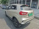 Фото 5 - Geely Vision X3