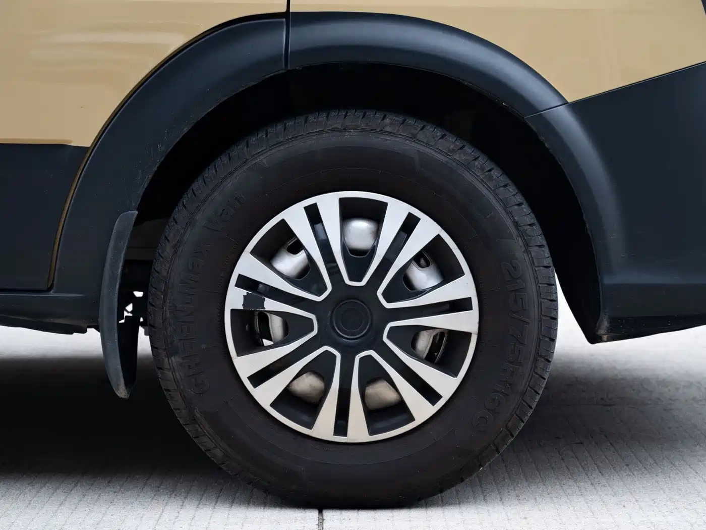 Jiangling JMC Fushun 2024 Commercial Operation Modified Vehicle 2.0T Auto Business Comfort 10-Seater фото 8