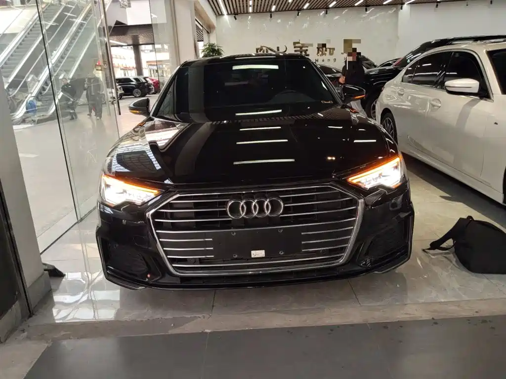 Audi A6L 2020 40 TFSI Luxury Dynamic фото 3