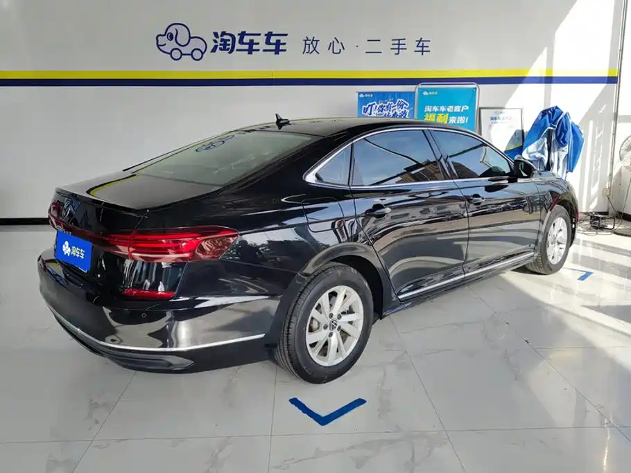 Фото 3 - Volkswagen Passat