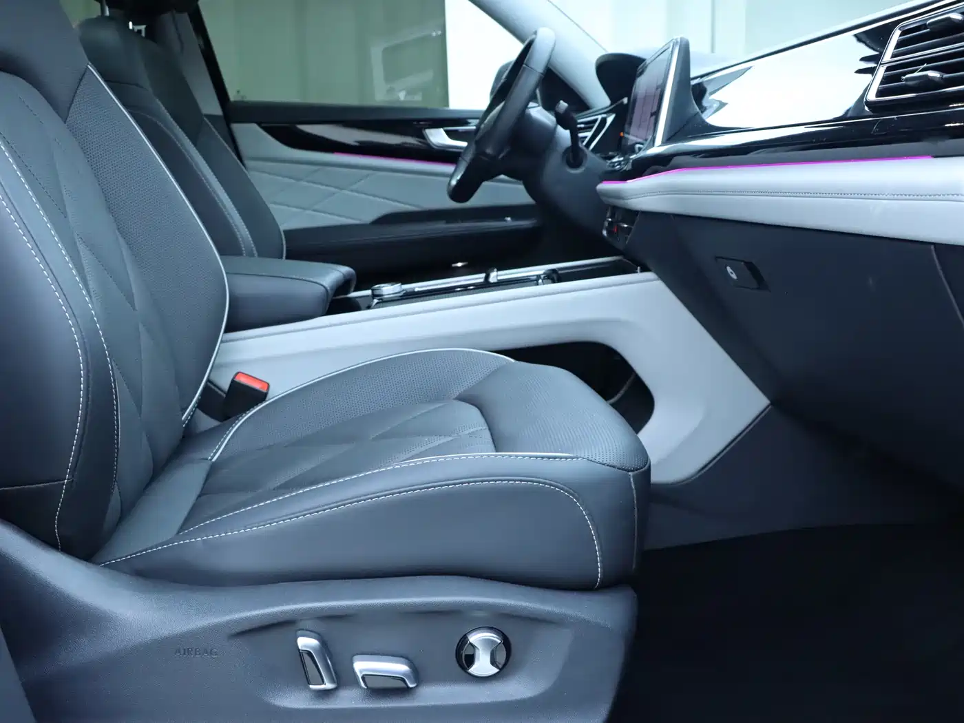 Volkswagen Teramont 2023 380TSI AWD Premium Flagship Edition фото 8