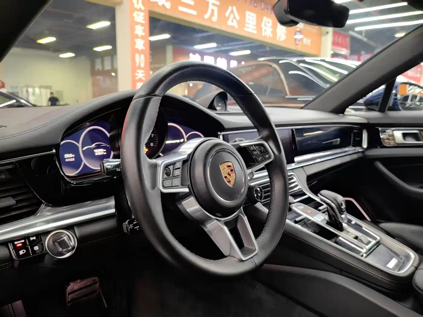 Porsche Panamera 2019 Panamera 4 Executive Long Wheelbase 2.9T фото 7