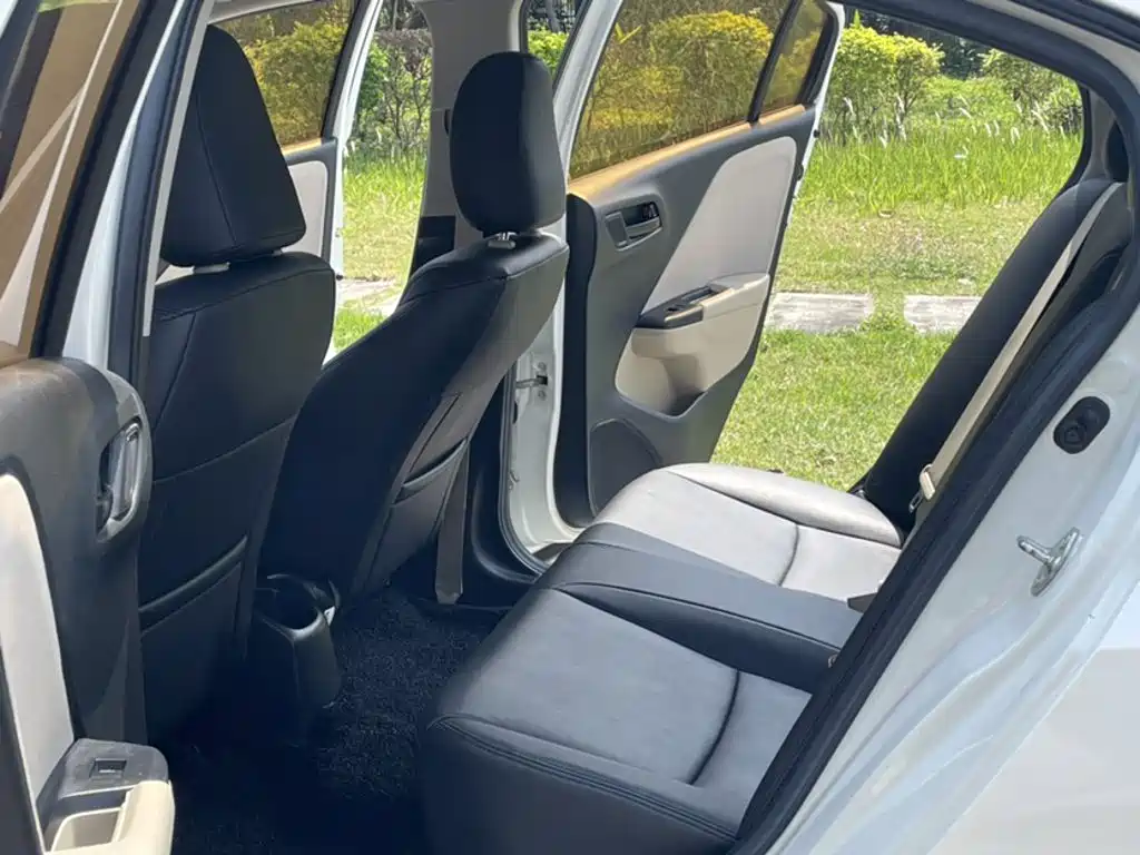 Honda Greiz 2018 2016 1.5L CVT Classic Edition