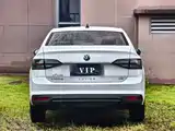 صورة 11 - Volkswagen Lavida