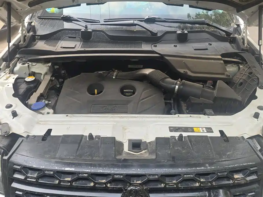 Land Rover Discovery Sport 2016 2.0T SE фото 10
